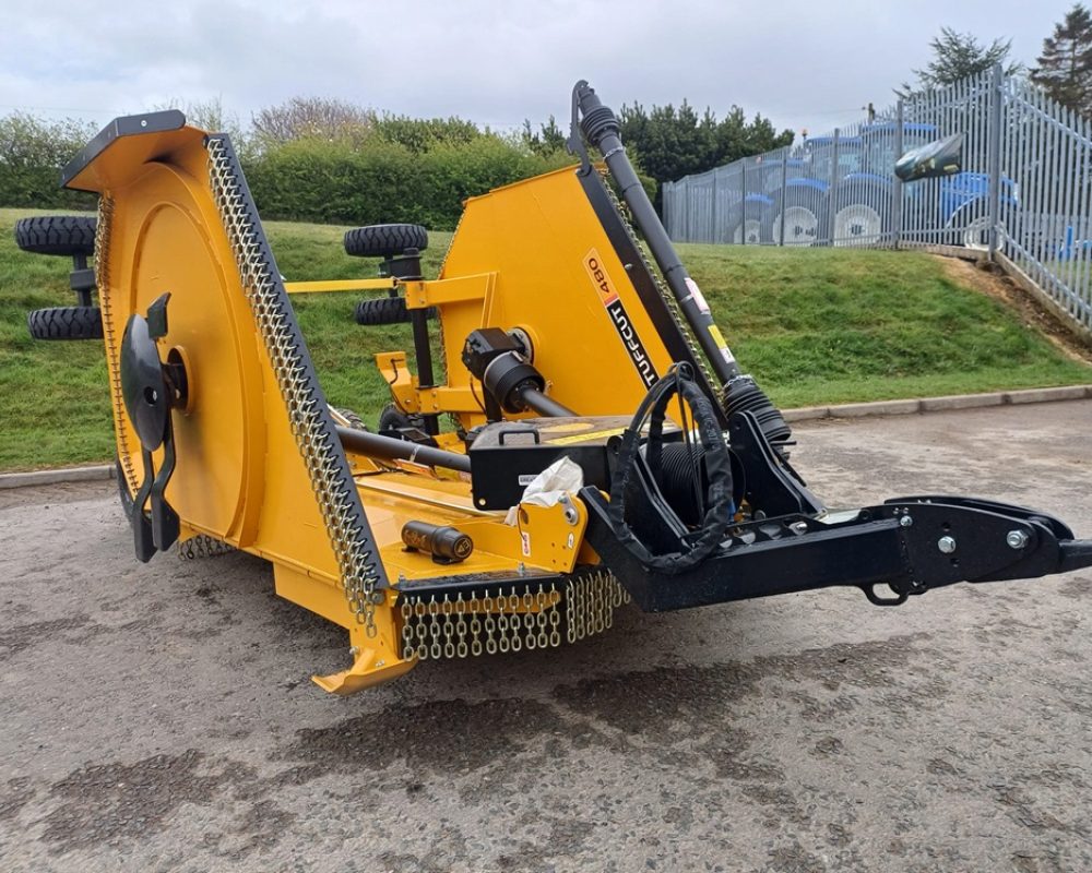 McCONNEL TUFFCUT 480 MCCONNEL MOWER