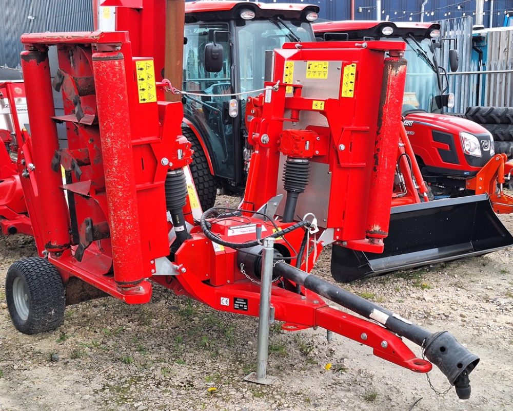 TRIMAX S2 320 SNAKE TRIMAX MOWER DEMO