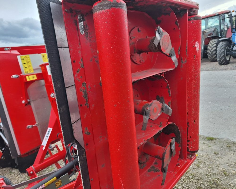 TRIMAX S2 320 SNAKE TRIMAX MOWER DEMO
