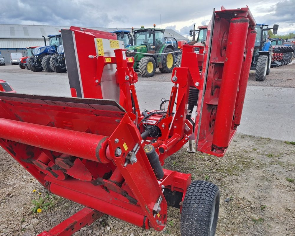 TRIMAX S2 320 SNAKE TRIMAX MOWER DEMO