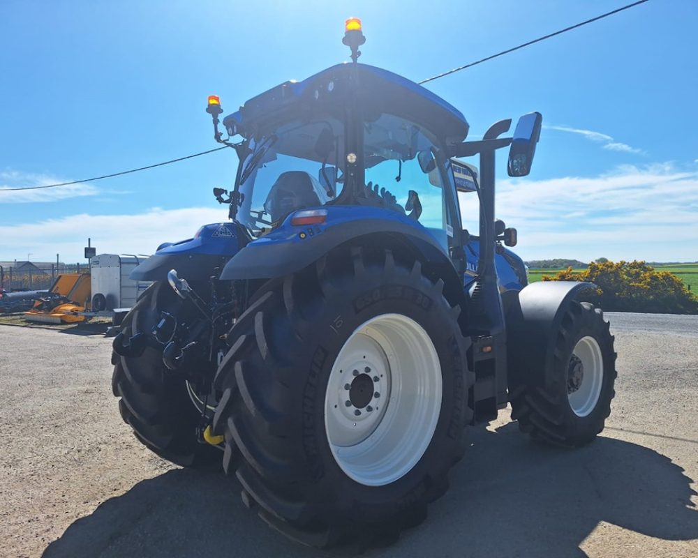NH TRACTOR T6.180 DC NEW HOLLAND TRACTOR