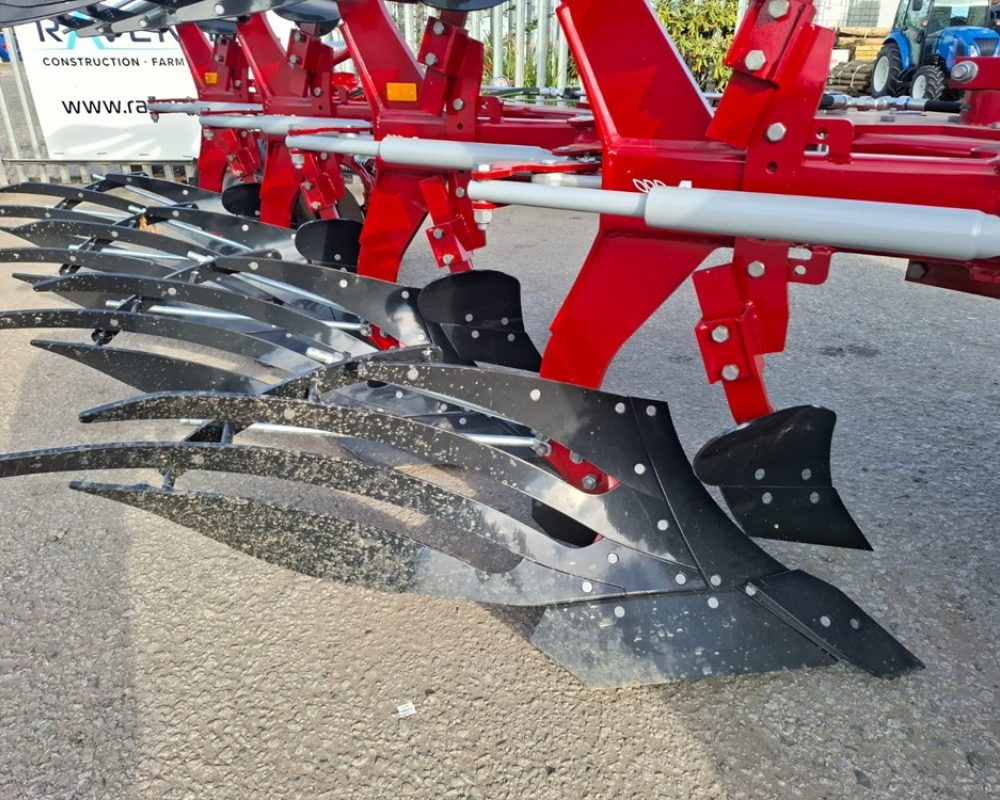 OVERUM AGROLUX HRT4 AGROLUX PLOUGH