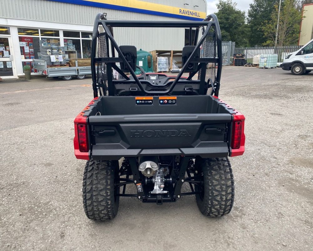 HONDA (UK) PIONEER 520 HONDA SXS520M2