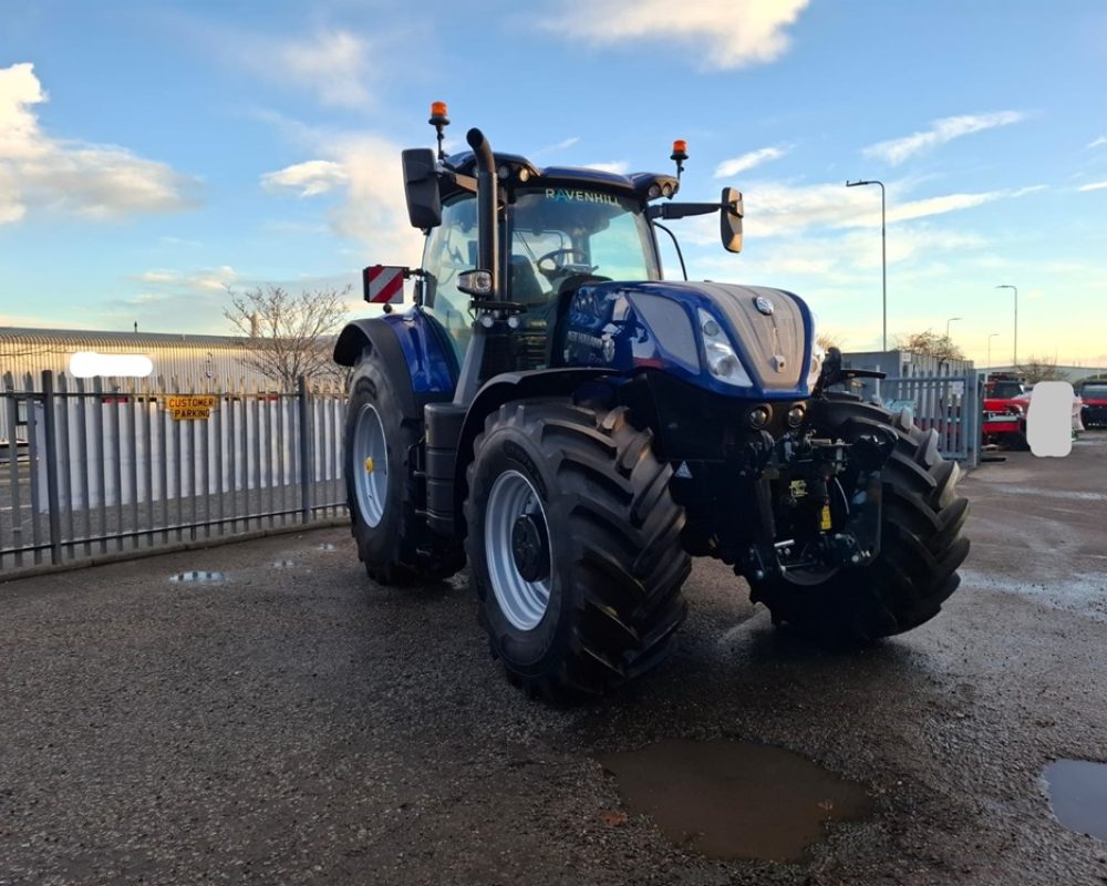 NH TRACTOR T7.270 AC NEW HOLLAND TRACTOR