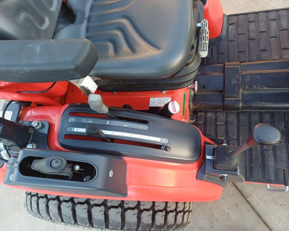 KIOTI CX2510 M KIOTI TRACTOR