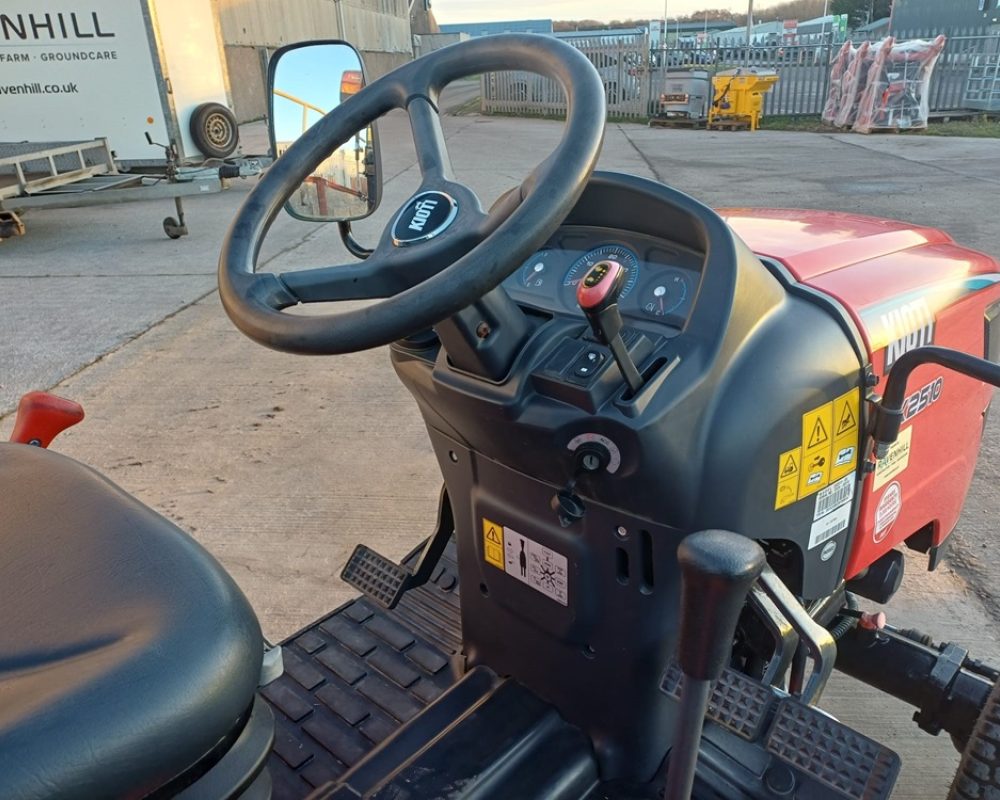 KIOTI CX2510 M KIOTI TRACTOR