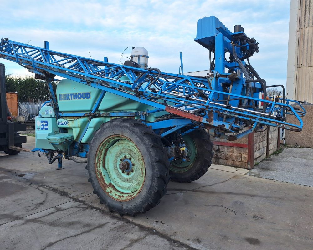 MISCELLANEOUS MAJOR DP9 BERTHOUD 24M SPRAYER