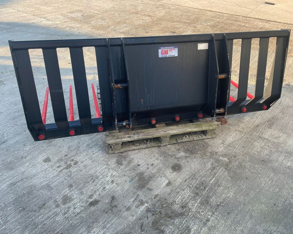 MISCELLANEOUS 8FT GM MUCKFORK  DEMO