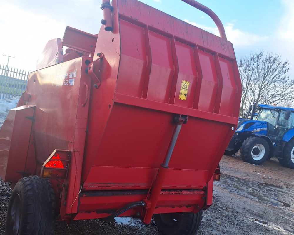 KVERNELAND 853 TAARUP KVERNELAND STRAW