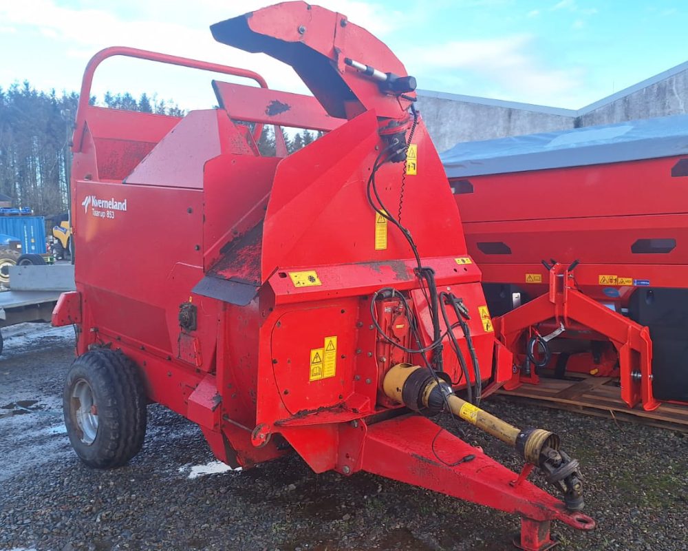 KVERNELAND 853 TAARUP KVERNELAND STRAW