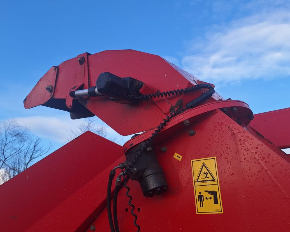 KVERNELAND 853 TAARUP KVERNELAND STRAW