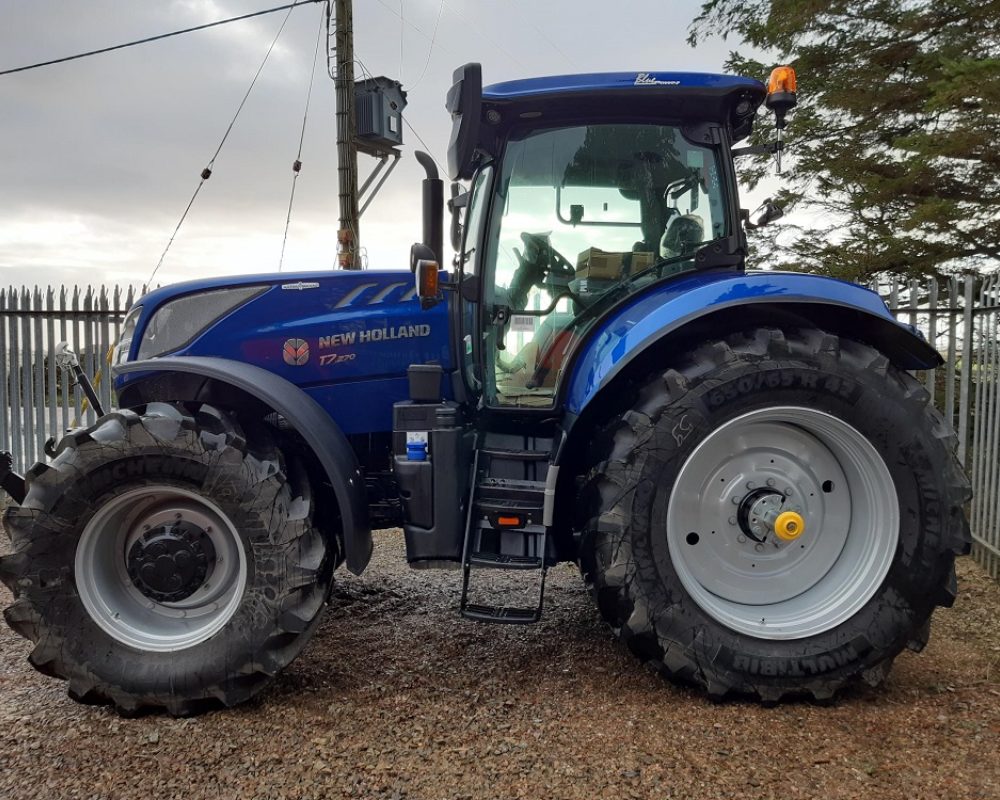 NH TRACTOR T7.270 AC NEW HOLLAND DEMO