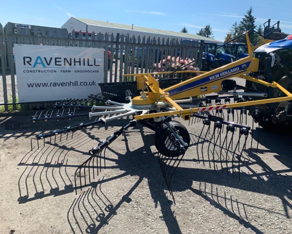 NH IMPLEMENTS PROROTOR 420 NEW HOLLAND RAKE