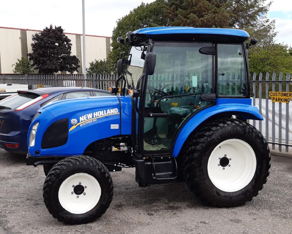 NH TRACTOR 50 BOOMER NEW HOLLAND TRACTOR