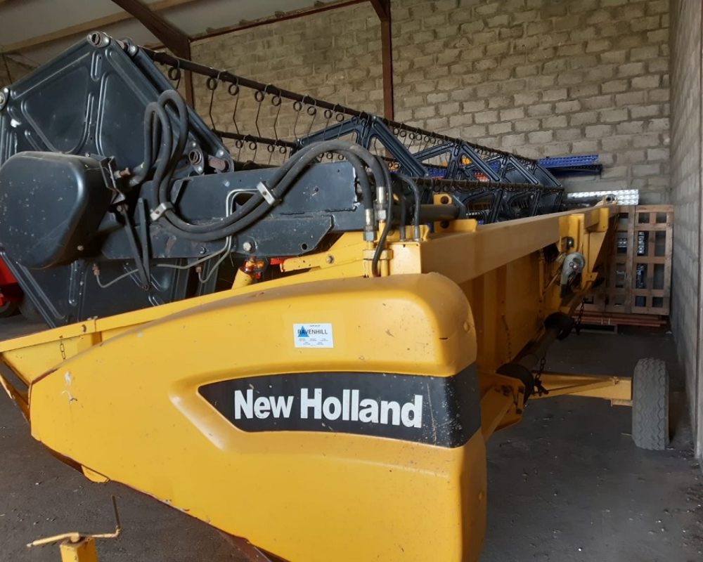 NH HARVESTER CX840 NEW HOLLAND COMBINE