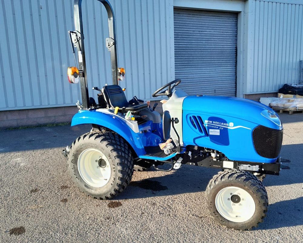 NH TRACTOR BOOMER 25 NEW HOLLAND TRACTOR