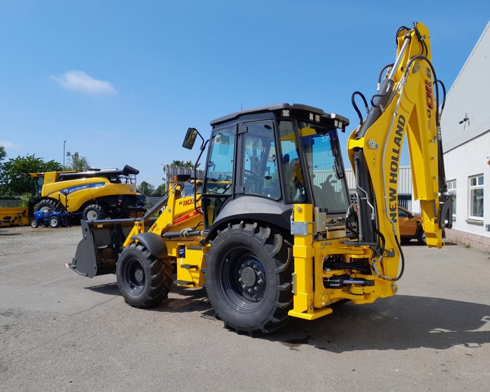 NH CONSTRUCTION B110D TC NEW HOLLAND DIGGER