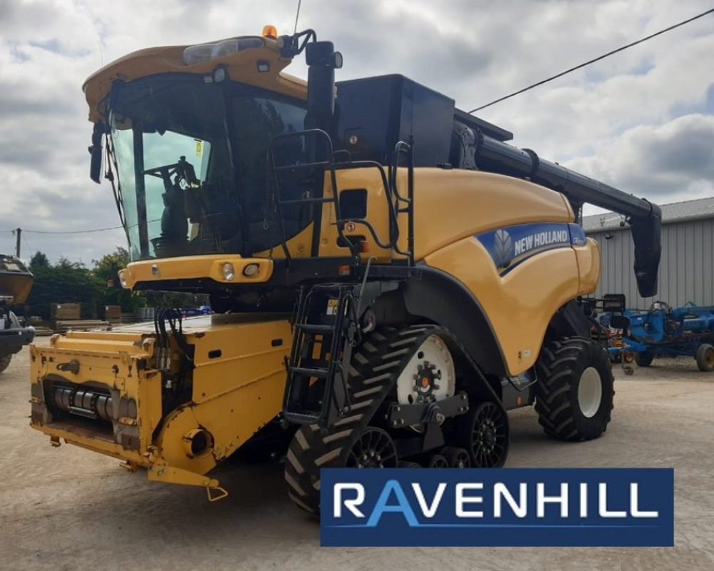 NH HARVESTER CR9090 NEW HOLLAND COMBINE