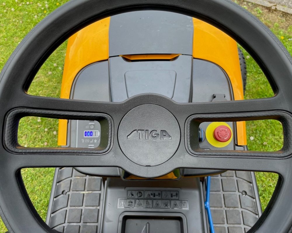 ATCO STIGA 384E STIGA ESTATE MOWER