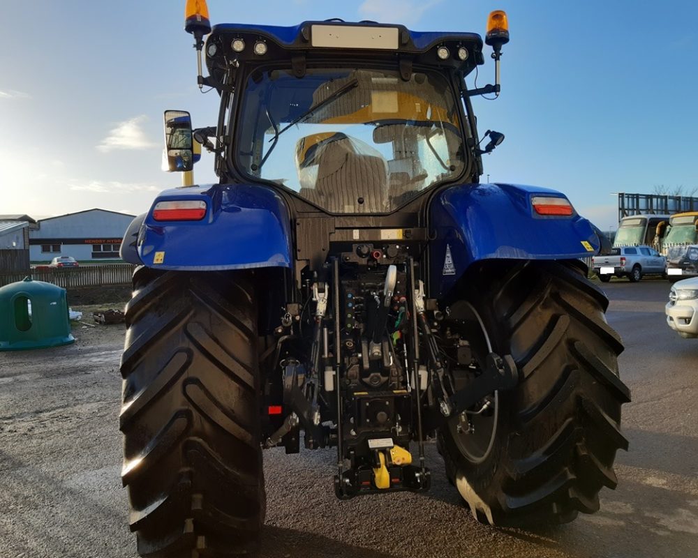 NH TRACTOR T7.225 AC NEW HOLLAND TRACTOR