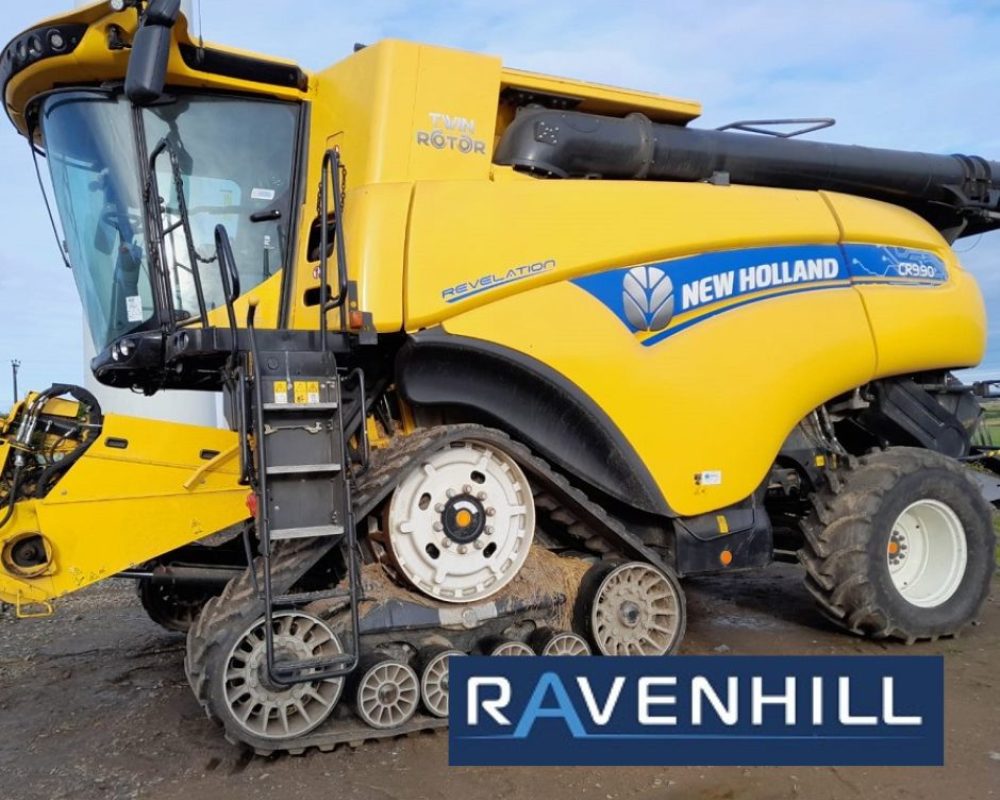 NH HARVESTER CR9.90 NEW HOLLAND COMBINE