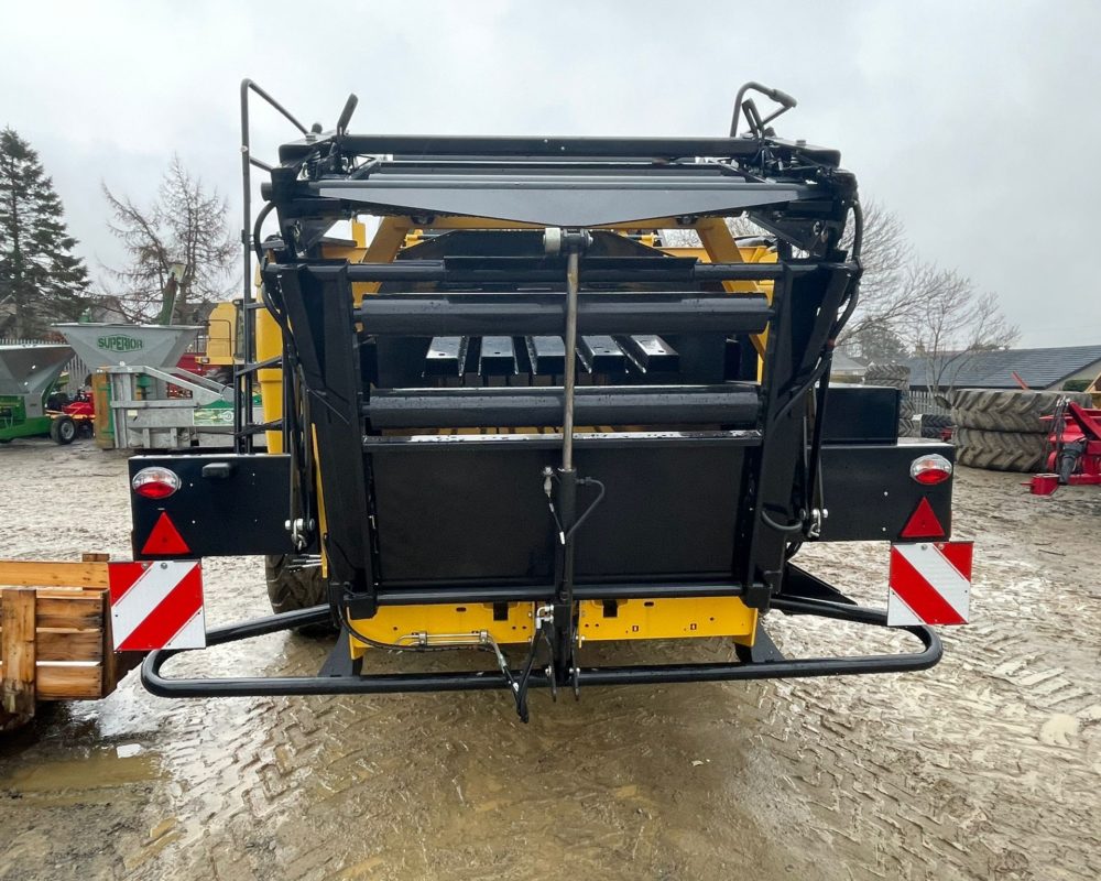 NH HARVESTER BB1290 NEW HOLLAND BALER