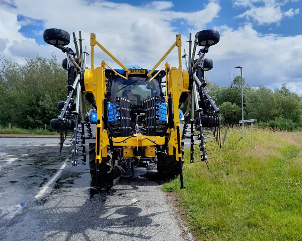 NH IMPLEMENTS PROROTORC660M NEW HOLLAND RAKE