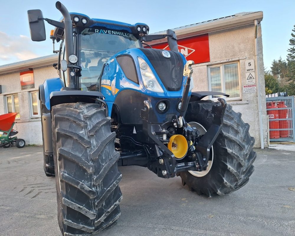 NH TRACTOR T7.225 AC NEW HOLLAND TRACTOR