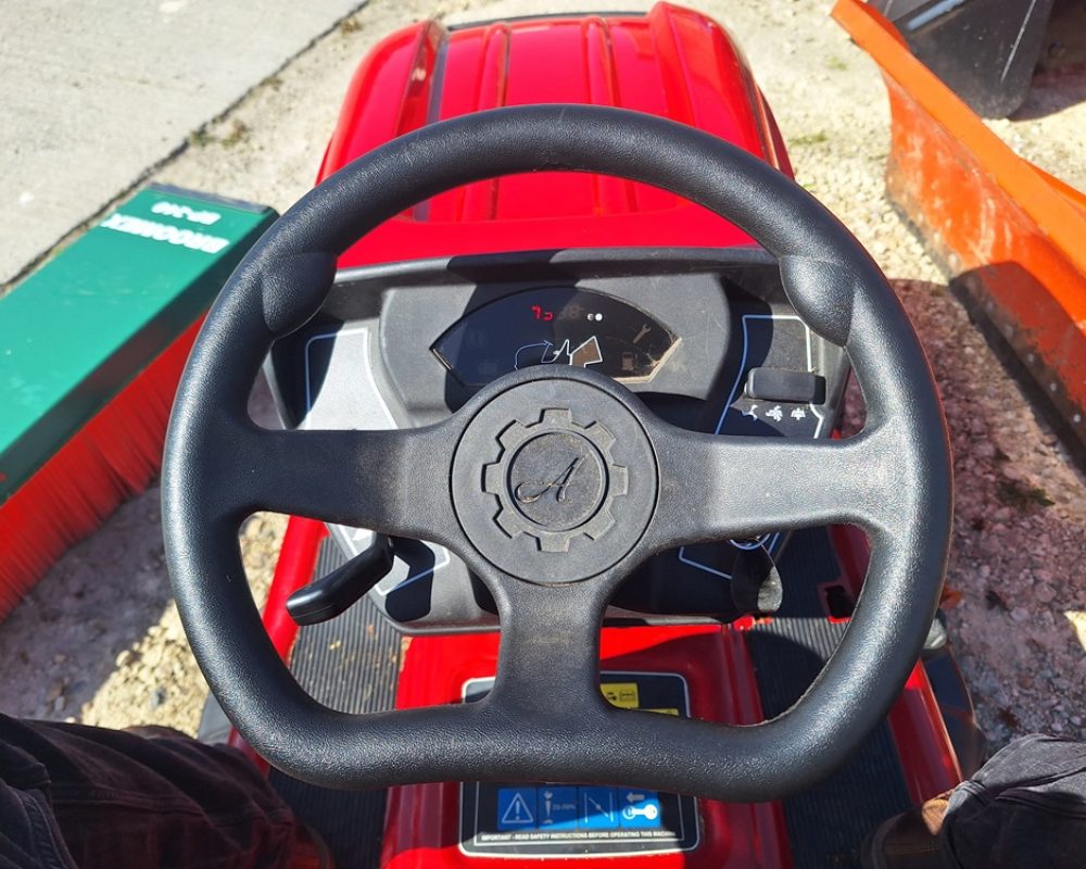 MISCELLANEOUS C50 MOWER COUNTAX RIDEON MOWER
