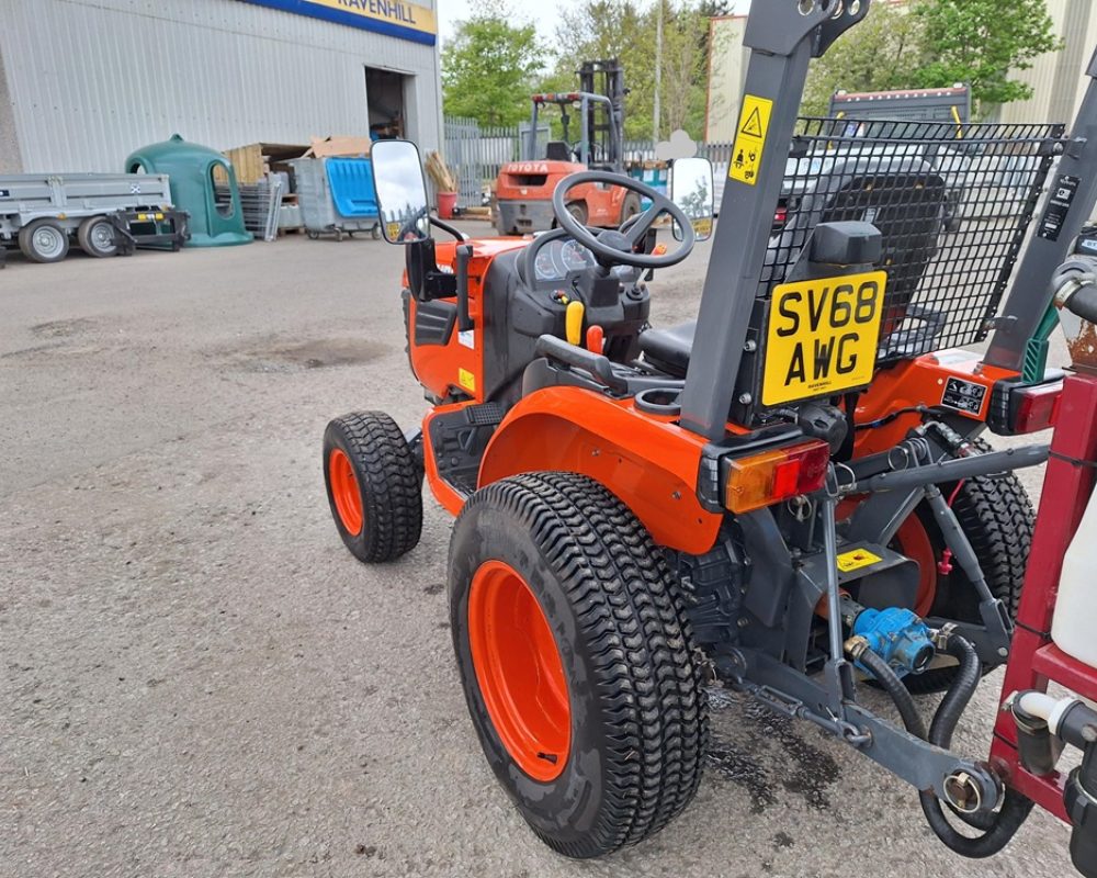 KUBOTA B1181 KUBOTA TRACTOR