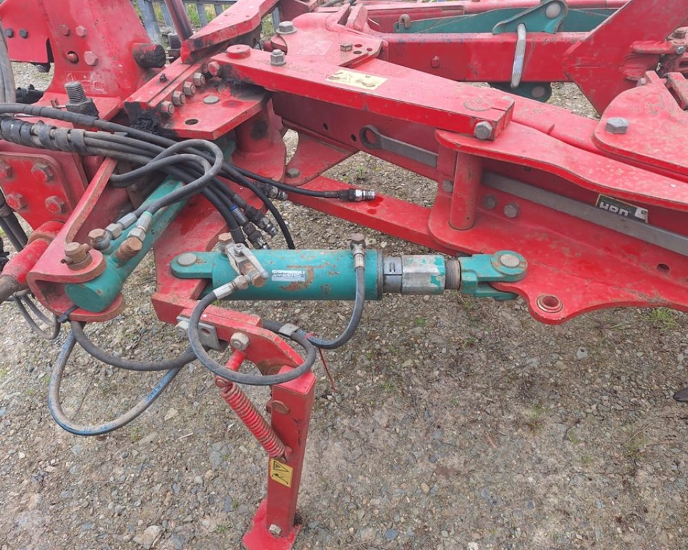 KVERNELAND ED85 KVERNELAND PLOUGH