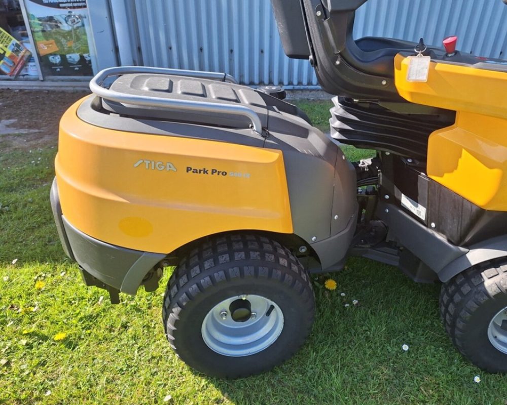 ATCO STIGA PARKPRO 5401X STIGA MOWER
