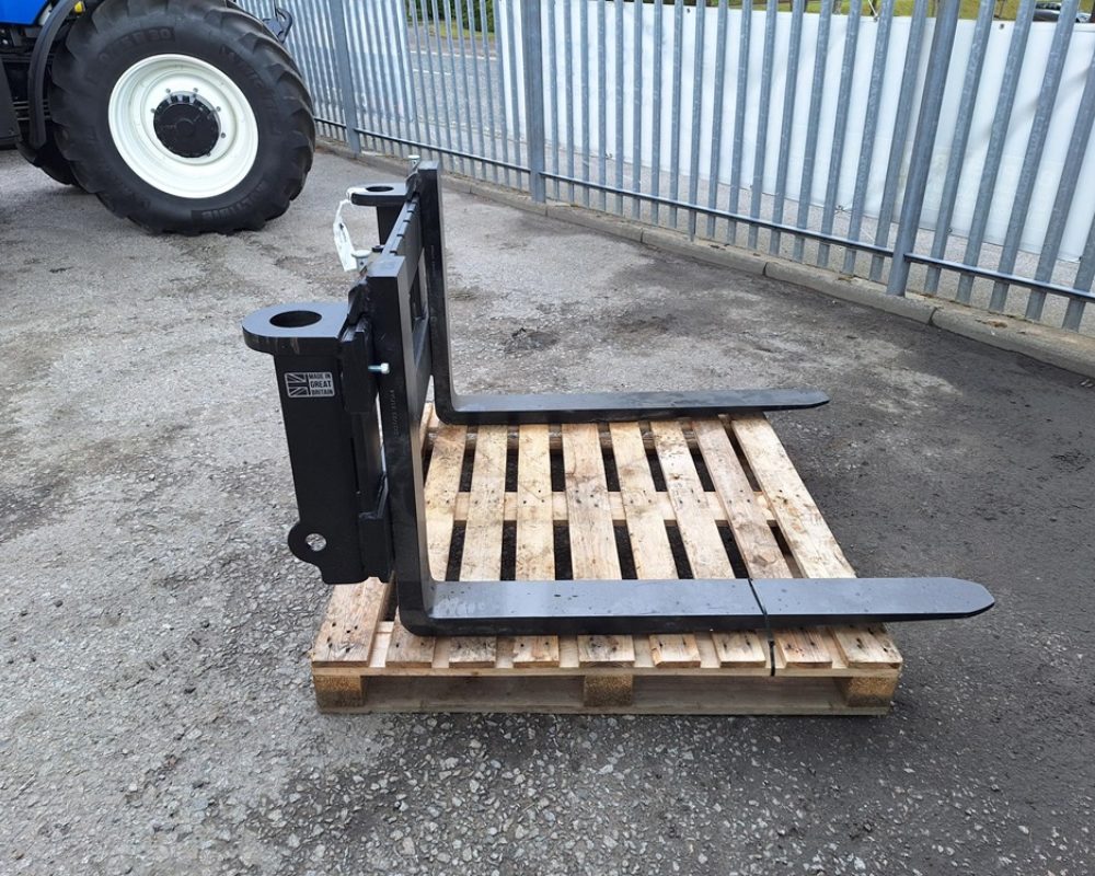 MISCELLANEOUS 4.5T PALLET FORK