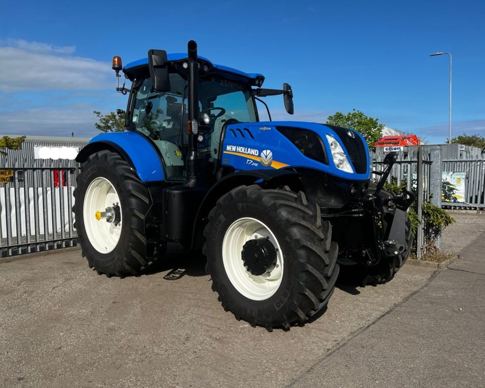 NH TRACTOR T7.245 AC NEW HOLLAND TRACTOR