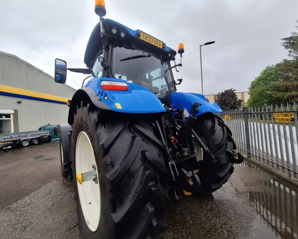 NH TRACTOR T7.245 AC NEW HOLLAND TRACTOR