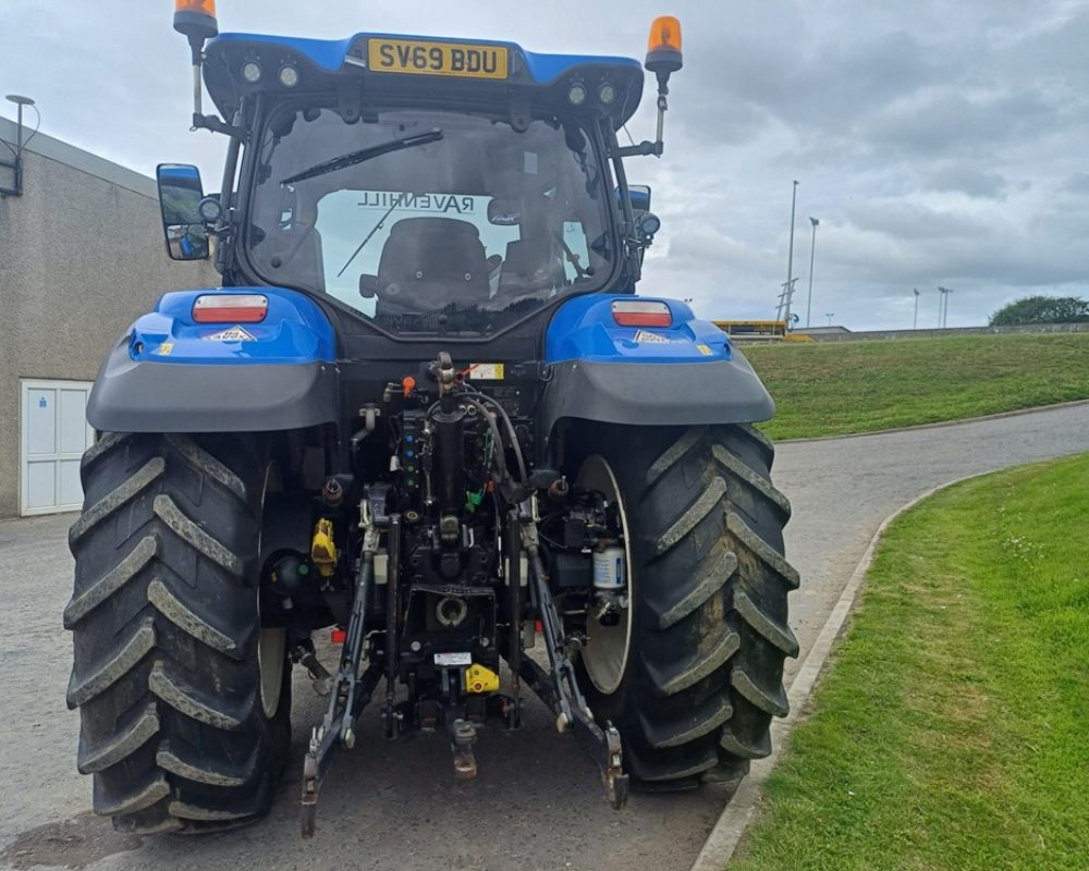 NH TRACTOR T6.175 DCT NEW HOLLAND TRACTOR