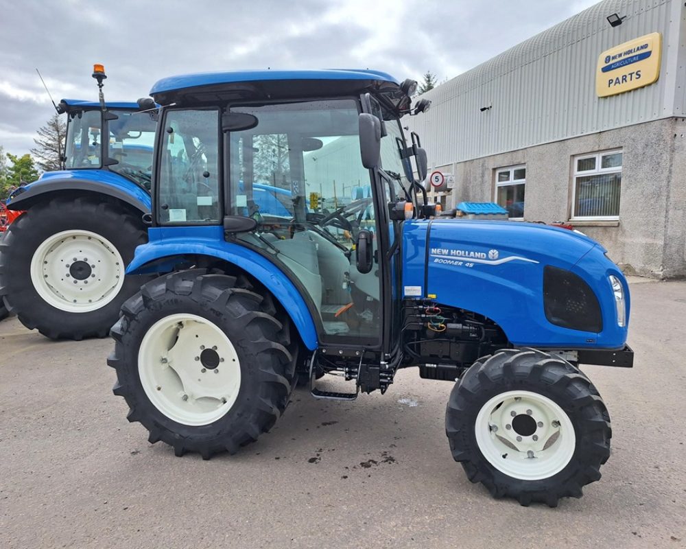 NH TRACTOR BOOMER 45 NEW HOLLAND TRACTOR