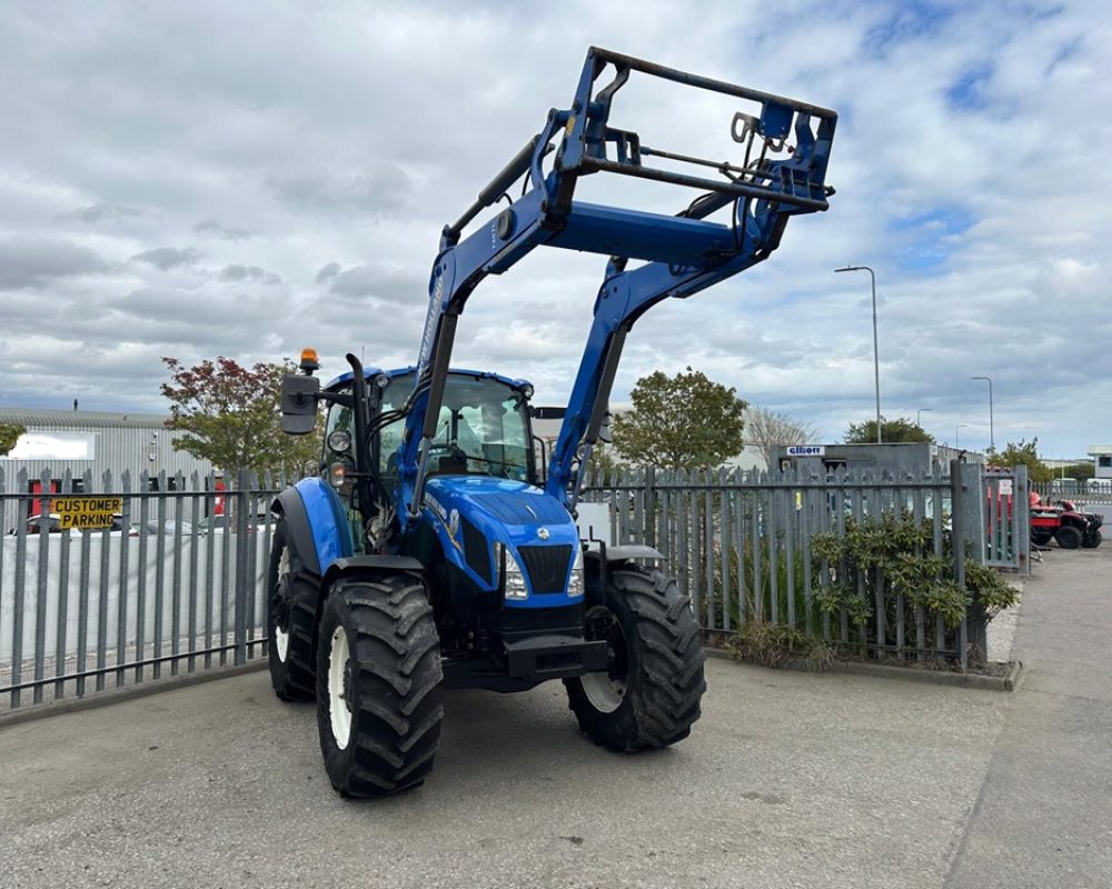 NH TRACTOR T5.105 DC NEW HOLLAND TRACTOR