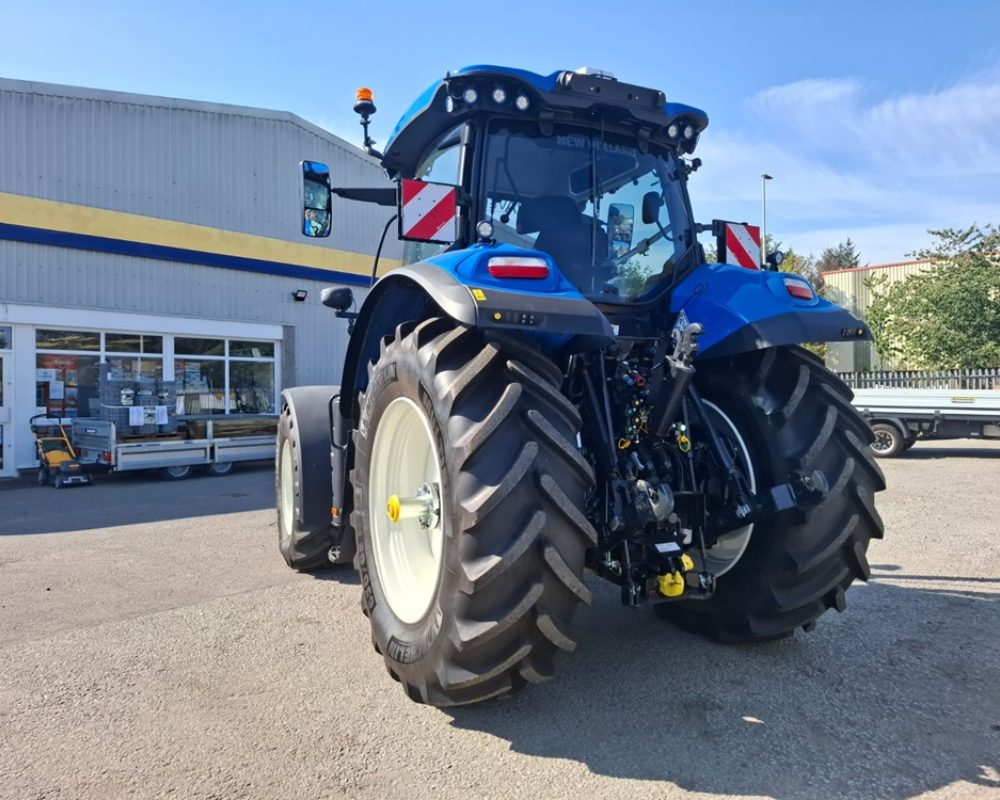 NH TRACTOR T7.245 AC NEW HOLLAND TRACTOR