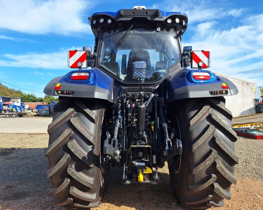 NH TRACTOR T7.300 AC NEW HOLLAND BACK UP