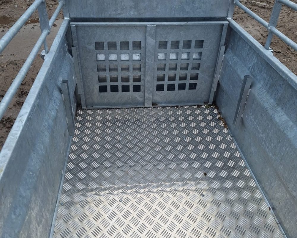 TOMLIN 1500 HO TOMLIN STOCK TRAILER