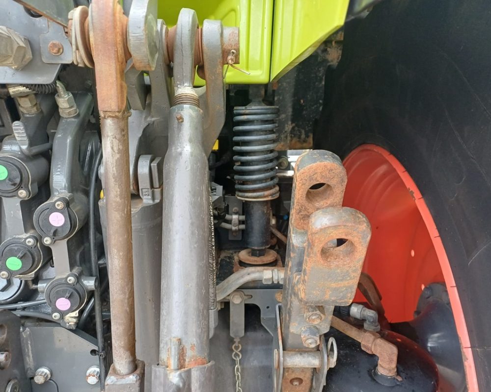CLAAS 650 ARION CLAAS TRACTOR