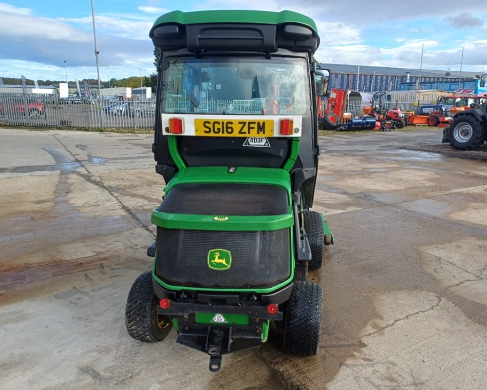 JOHN DEERE 1575 JOHN DEERE MOWER