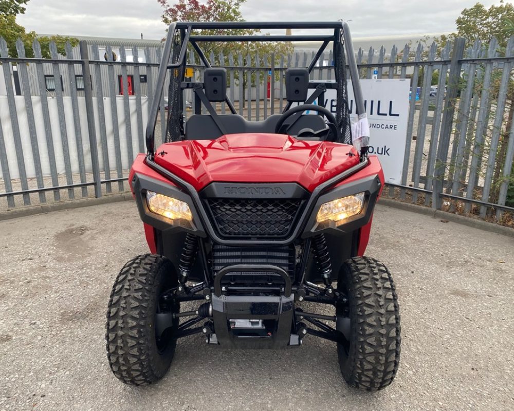 HONDA (UK) PIONEER 520 HONDA SXS520M2