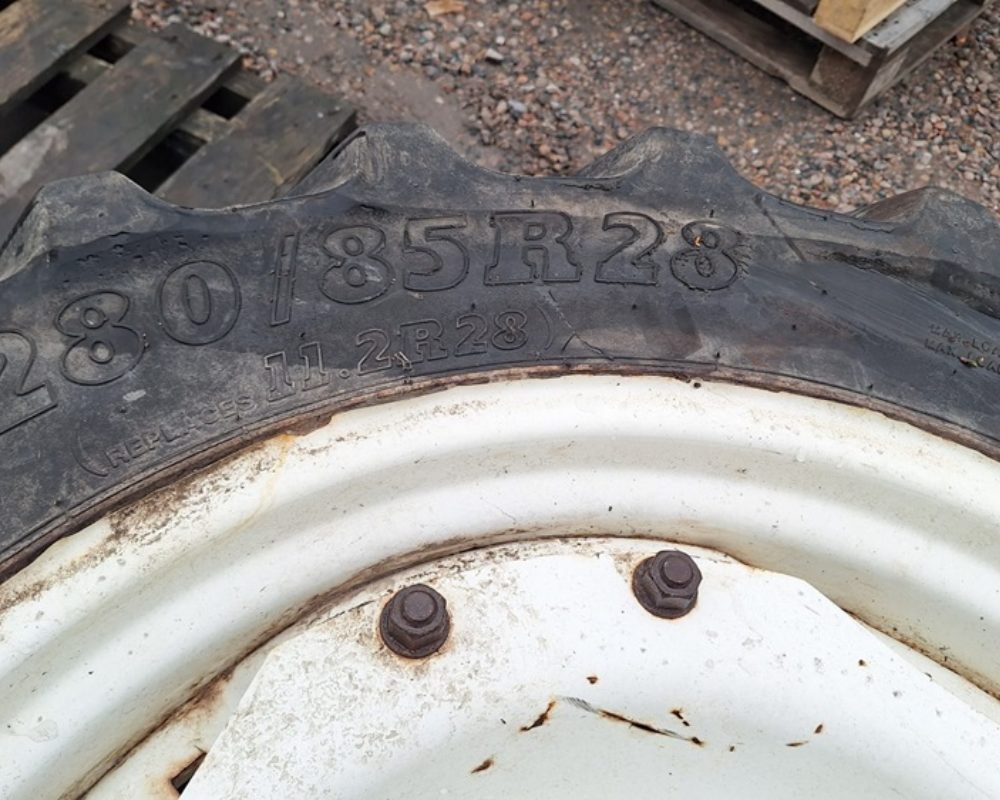 MISCELLANEOUS 280/85R28 FRONT WHEELS & TYRES